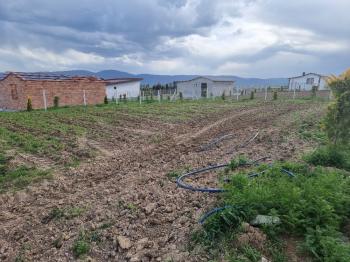 Güvenay - Çorum Cemilbey Yolu 3.km Satılık 400 M² Bahçe