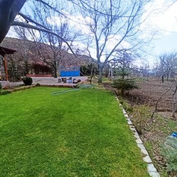 GÜVENAY - ÇORUM İÇERİDERE BAĞLARINDA 1,995 M² EVİ BULUNAN SATILIK BAĞ