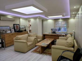 GÜVENAY - ÇORUM GAZİ CADDESİNDE 3+1 EŞYALI SATILIK OFİS