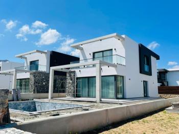 Kıbrıs Girne Çatalköy de Özel Havuzlu Çok Özel 3+1 ve 4+1 Ödeme Planlı Fırsat Villalar