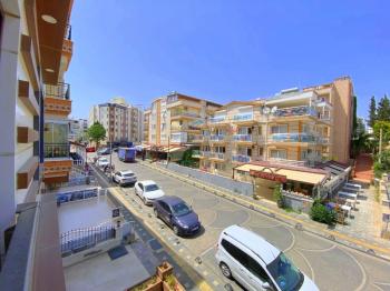 Denize Yürüme Mesafesinde Satılık 2+1 Daire