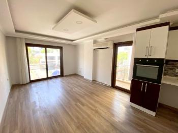 Denize Yürüme Mesafesinde Satılık 2+1 Daire