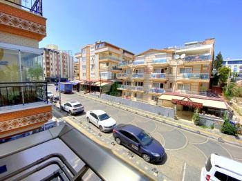 Denize Yürüme Mesafesinde Satılık 2+1 Daire