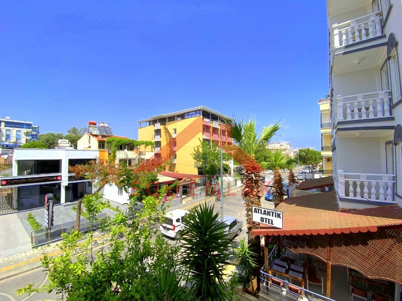 Denize Yürüme Mesafesinde Satılık 2+1 Daire