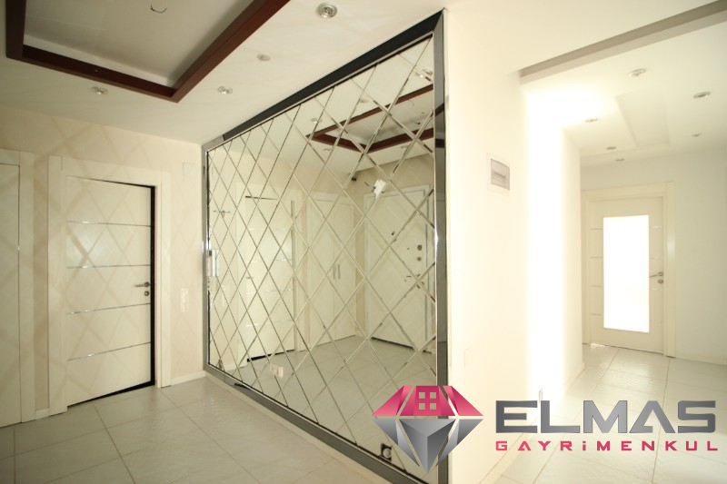Elmas'tan Merkez'in Merkezinde Güvenlikli Site İçi Lüks 3+1