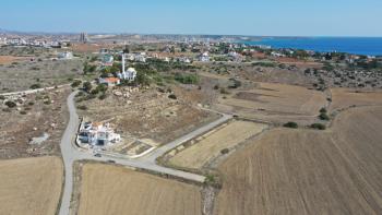 Kıbrıs İskele Boğaz Bölgesinde Türk Koçanlı Muhteşem Lokasyona Sahip Satılık Arsa 