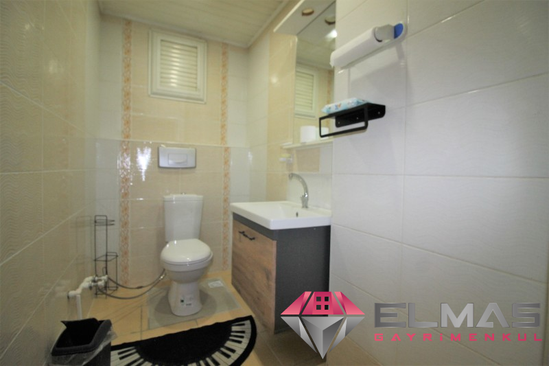 Elmas'tan G.M.K Üzeri İster Ev İster/ Ofis Masrafsız Çok Şık 3+1