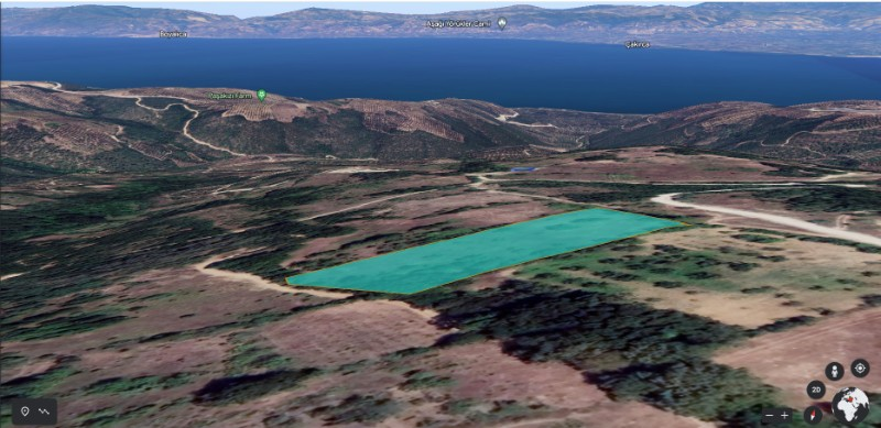 DijitalEmlak'tan İznik derbent'te Full Göl Manzaralı Satılık 4.445 m2 Kıymetli Arazi.