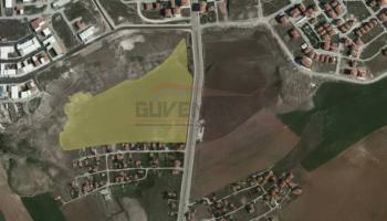 Güvenay - Çorum Cemilbey Yolunda İmara Sınır 3,100 M2 Satılık