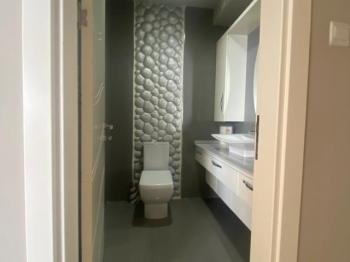 Kıbrıs Girne Merkez 'de Denize Sıfır 3+1 Full Eşyalı Yüksek Kira Getirili Daire