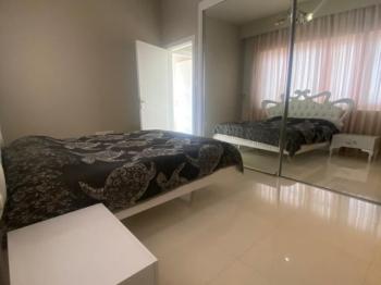 Kıbrıs Girne Merkez 'de Denize Sıfır 3+1 Full Eşyalı Yüksek Kira Getirili Daire