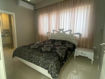 Kıbrıs Girne Merkez 'de Denize Sıfır 3+1 Full Eşyalı Yüksek Kira Getirili Daire