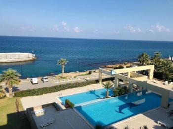 Girne Merkez 'de Denize Sıfır 3+1 Penthouse