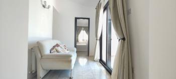 Girne Çatalköy'de Özel Havuzlu ve Peyzajlı Satılık 4+1 Villa