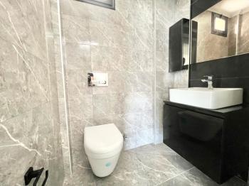 Girne Ozanköy'de Cratos Hotel'e Yürüyüş Mesafesinde 3+1 Villa
