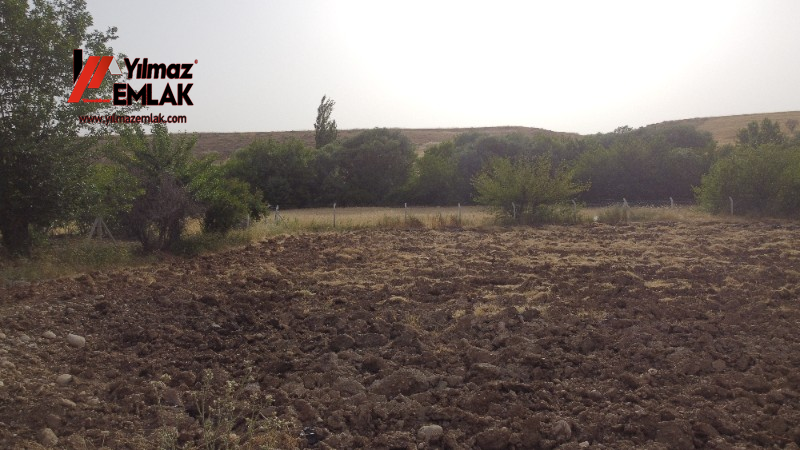 KAHTA ORGANİZE SANAYİ BÖLGESİ BİTİŞİĞİNDE SATILIK 2.325m² BAHÇE
