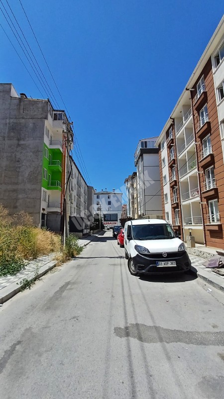 AFYON ÜÇOK EMLAKTAN ERENLER MAH YATIRIMLIK SATILIK EŞYALI 2+0 DAİRE