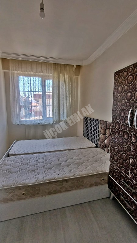 AFYON ÜÇOK EMLAKTAN ERENLER MAH YATIRIMLIK SATILIK EŞYALI 2+0 DAİRE