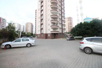 Elmas'tan Batıkent’te Havuzlu Deniz Manzaralı 4+1
