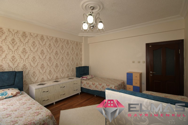Elmas'tan Forum Civarı Sığınaklı  Site İçi Ultra Geniş 3+1!