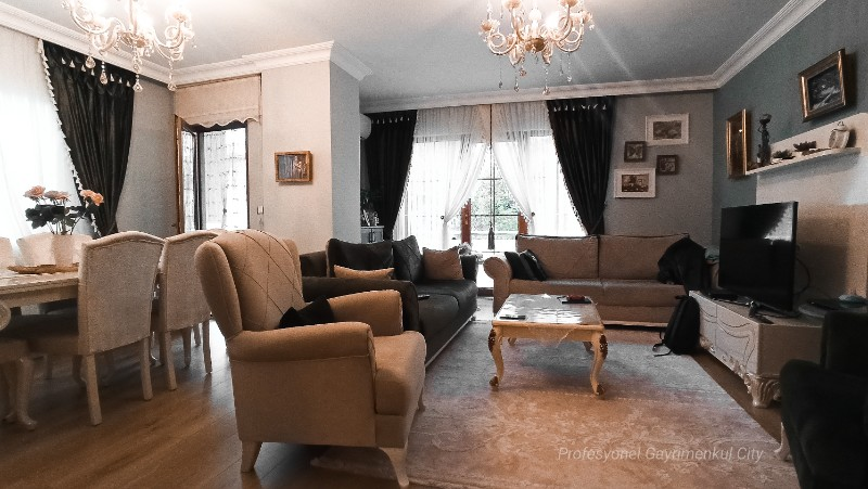 Ataşehir İnönü Mahallesinde Muhteşem Kayışdağı Manzaralı İskanlı 3+1 Daire