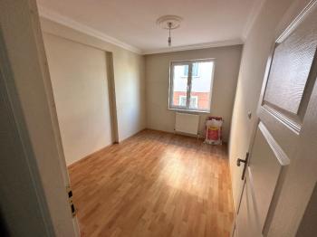 GÜVENAY - ÇORUM GÜNEŞ GROSS KARŞISI KİRALIK 3+1 DAİRE 