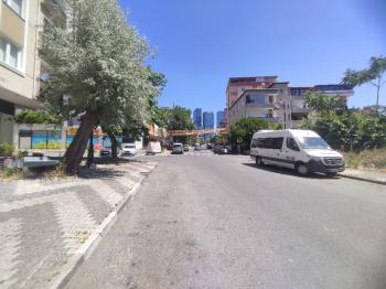 Maltepe cevizlide ana cadde üzeri ticari&konut imarlı arsa