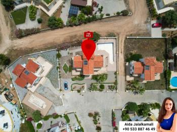 SATILIK İNANILMAZ 3+1 DENIZ MANZARALI VİLLA