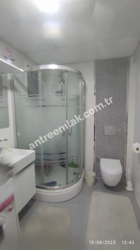 Antre Emlak'tan Satılık Kilimcitepe'de Hastane Yanı Doğalgazlı,Otoparklı,Asansörlü 2+1,1 Yıllık  Daire