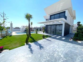  Aydın Didim’de Satılık Ultra Lüks Müstakil Villa