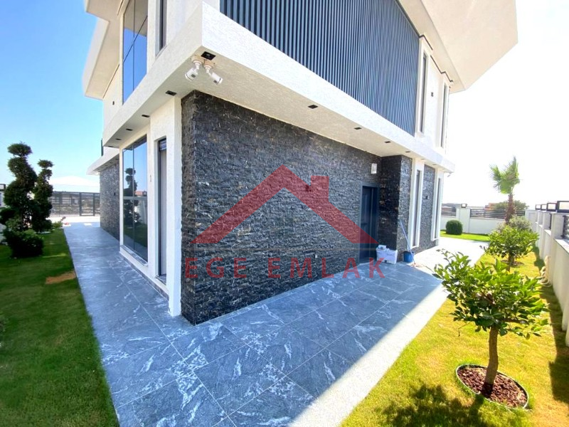  Aydın Didim’de Satılık Ultra Lüks Müstakil Villa