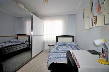 Elmas’tan Sosyete Pazarı Civarı Kombili Asansörlü 3+1