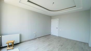 Elmas’tan Akdeniz Mah. Eşsiz Konumda Site İçi 3+1