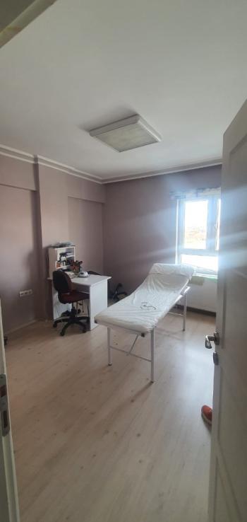 GÜVENAY - ÇORUM GAZİ CADDESİ ÜZERİ CADDE CEPHE 3+1 OFİS