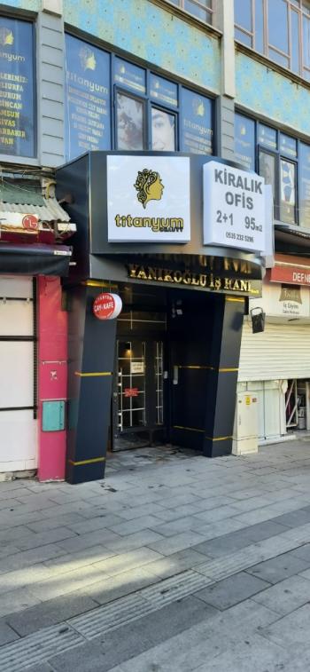 GÜVENAY- ÇORUM SAAT KULESİ YAKINI  İŞ HANINDA KİRALIK 2+1 OFİS