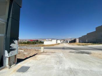 Güvenay - Çorum Yeni Galericiler Sitesinde Satılık Dükkan