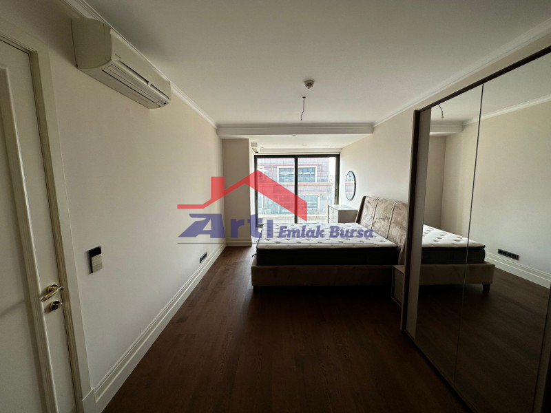 ARTI'DAN BÜYÜKYALI'DA SATILIK DENİZ MANZARALI LÜKS DAİRE
