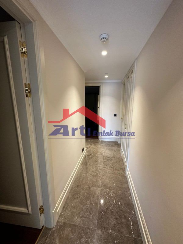 ARTI'DAN BÜYÜKYALI'DA SATILIK DENİZ MANZARALI LÜKS DAİRE