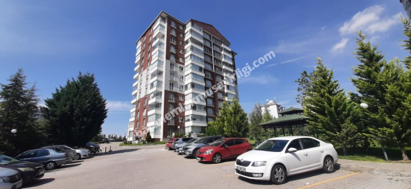 Eryaman İnci park sitesinde Kiralık 3+1 Daire 
