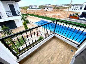 Didim'de Havuzlu Site İçinde Satılık 3+1 Villalar
