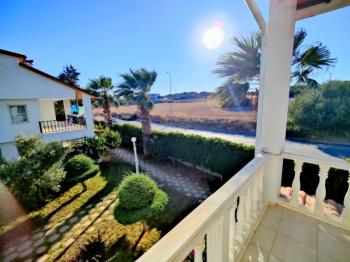 Didim Işık Sitesinde Satılık Villa Tipi İkiz Yazlık