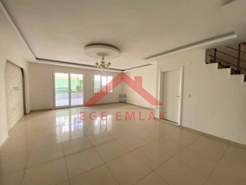 Didim'de 4+1 Kelepir Satılık Villa