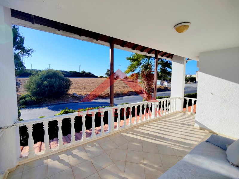 Didim Işık Sitesinde Satılık Villa Tipi İkiz Yazlık