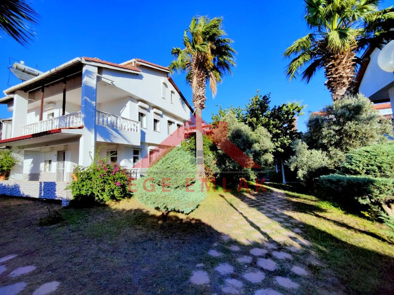 Didim Işık Sitesinde Satılık Villa Tipi İkiz Yazlık