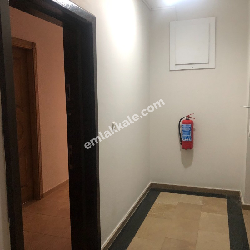 İzmir Karşıyaka Yalı Mahallesinde Satılık 3+1 Lüx Daire 