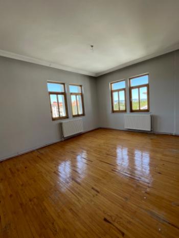 GÜVENAY - ÇORUM 5.CADDE CİVARI 3+1 KİRALIK DAİRE 