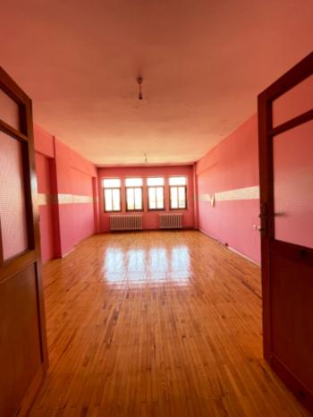 GÜVENAY - ÇORUM 5.CADDE CİVARI 3+1 KİRALIK DAİRE 