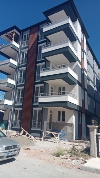 Güvenay - Çorum Çiftlik Caddesi 3+1 Ara Kat Sıfır Daire