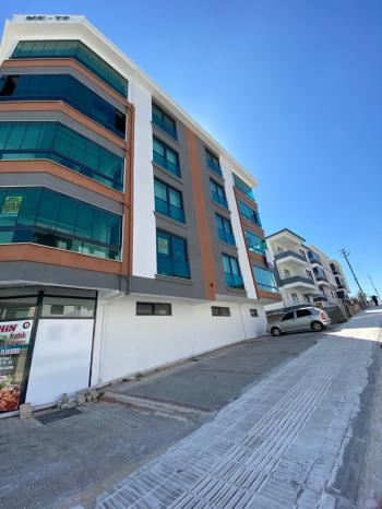 GÜVENAY - ÇORUM MEHMET AKİF ERSOY 1.CADDE ÜZERİ SATLIK SIFIR  3+1 DAİRE