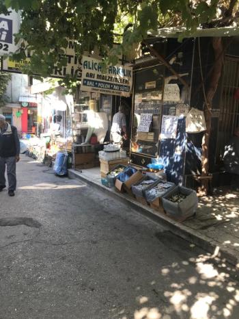 GÜVENAY - ÇORUM AYAKKABICILAR ARASTASI ALTI SATILIK DÜKKAN 